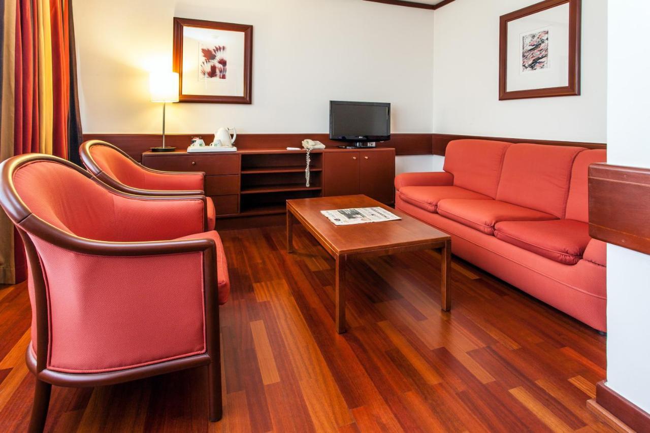 Lisbon-continental By Ihg 4* Lissabon