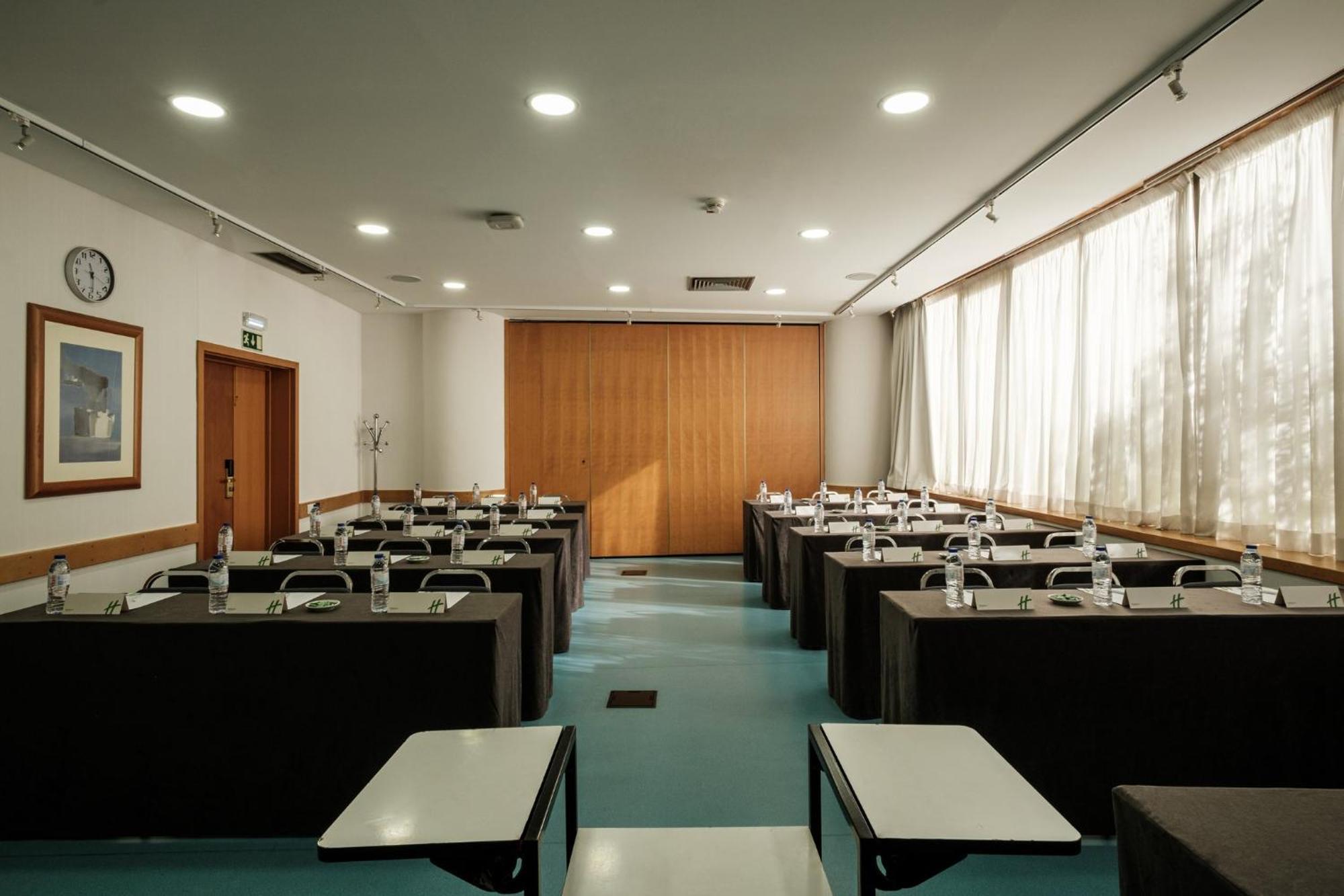 Hotel Lisbon-continental By Ihg 4*