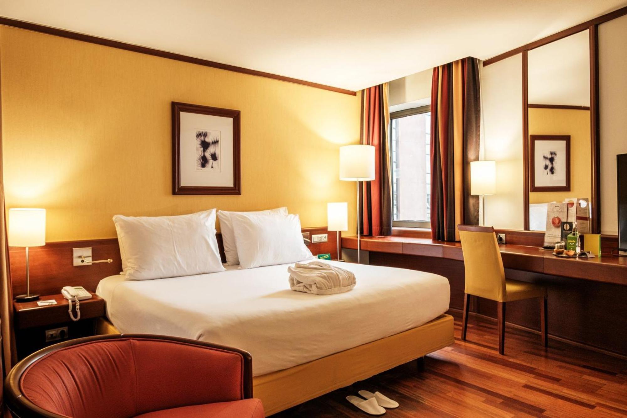 Lisbon-continental By Ihg Lissabon