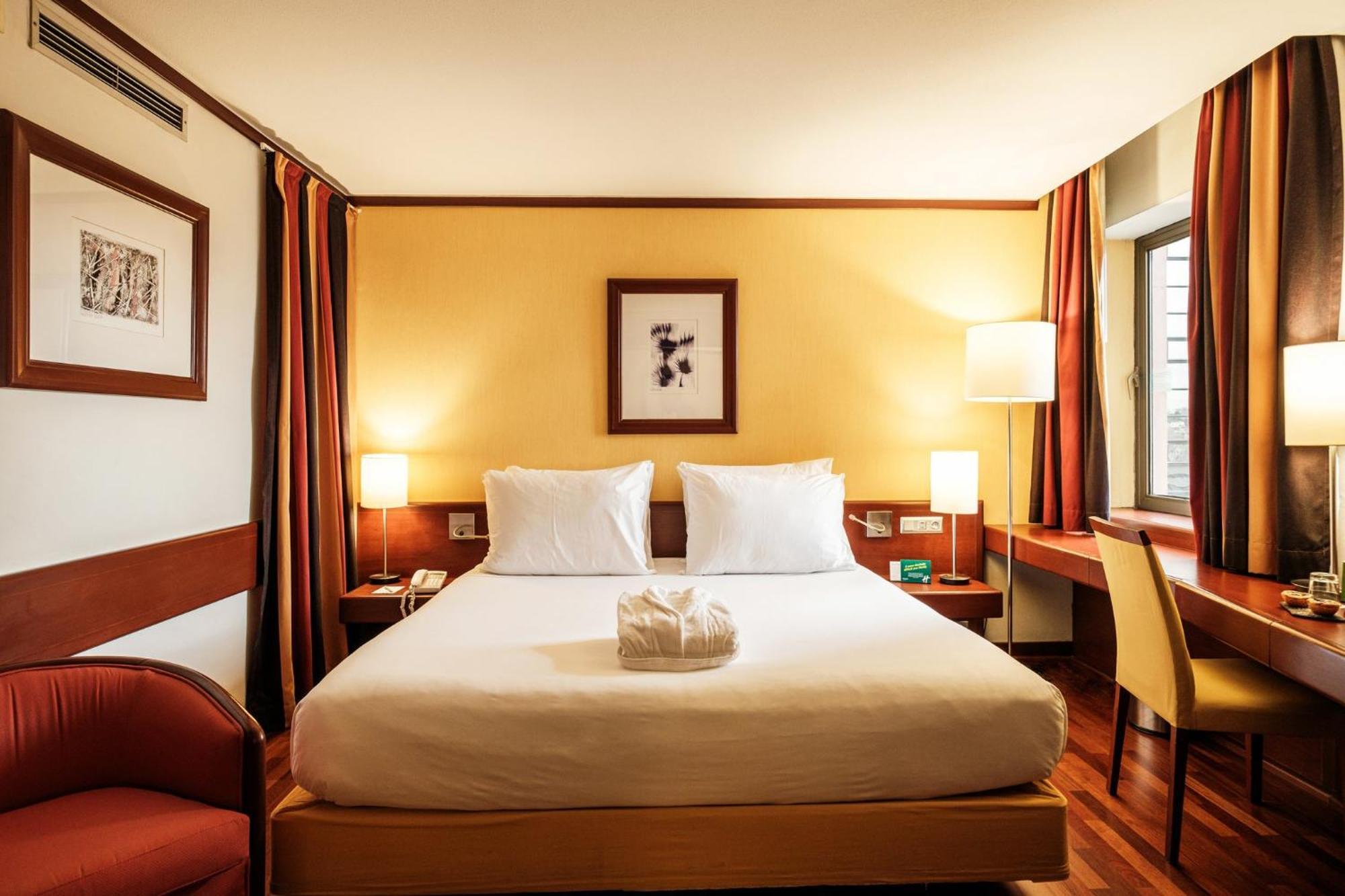 Hotel Lisbon-continental By Ihg 4*